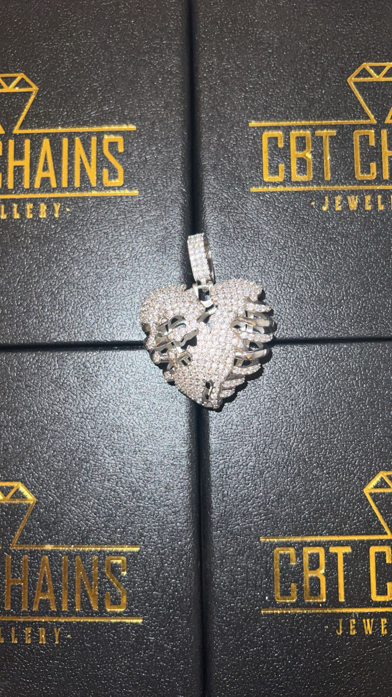 Skull Heart Pendant & Chain