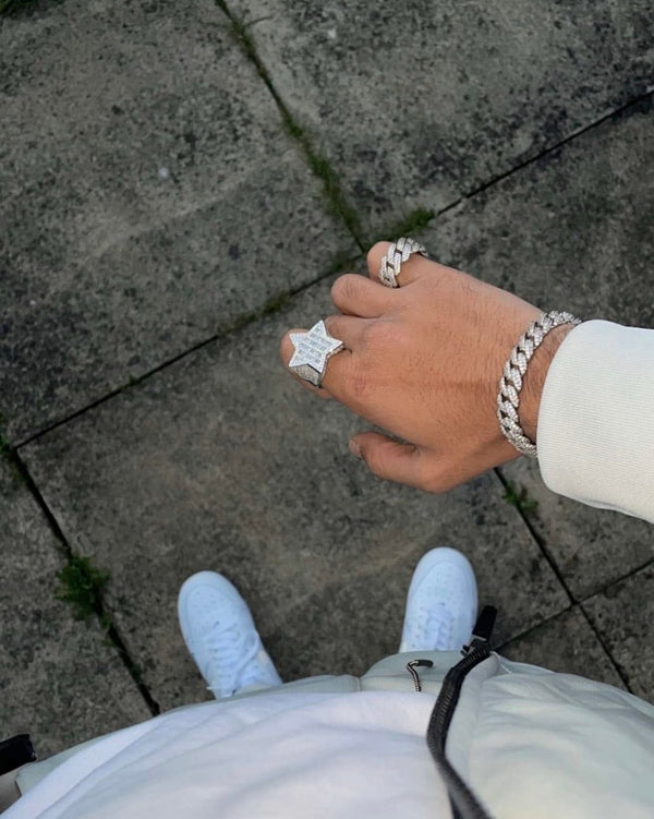 Baguette Star Ring