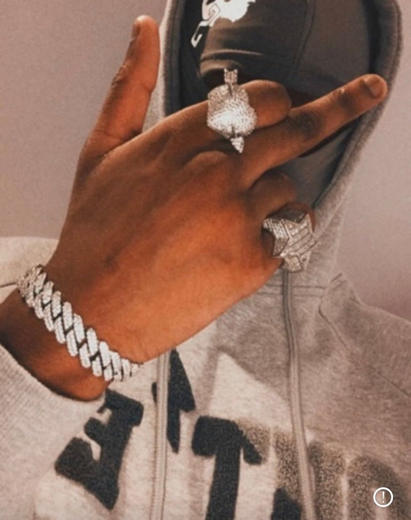 Baguette Star Ring